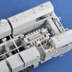 Trumpeter 1/35 15U175 TEL Of RS-12M1 Topol-M ICBM Complex # 01082 -Aircraft Kits Sales trm01082 45