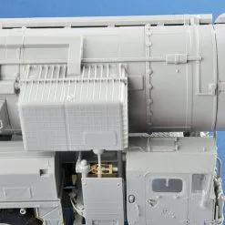 Trumpeter 1/35 15U175 TEL Of RS-12M1 Topol-M ICBM Complex # 01082 -Aircraft Kits Sales trm01082 48