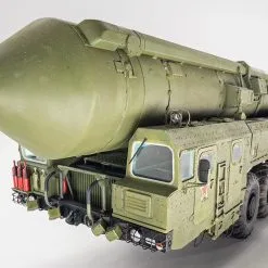 Trumpeter 1/35 15U175 TEL Of RS-12M1 Topol-M ICBM Complex # 01082 -Aircraft Kits Sales trm01082 52