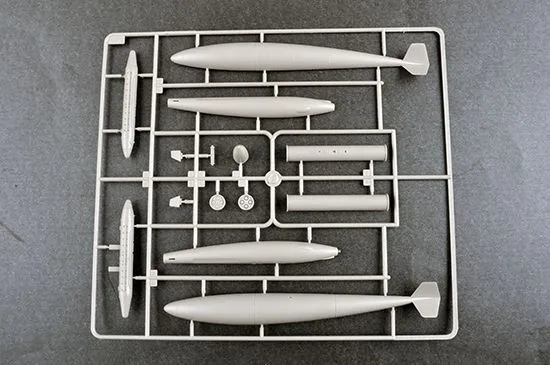Trumpeter 1/32 North-American F-100C Super Sabre # 03221 16 Trumpeter 1/32 North-American F-100C Super Sabre # 03221 - Image 14