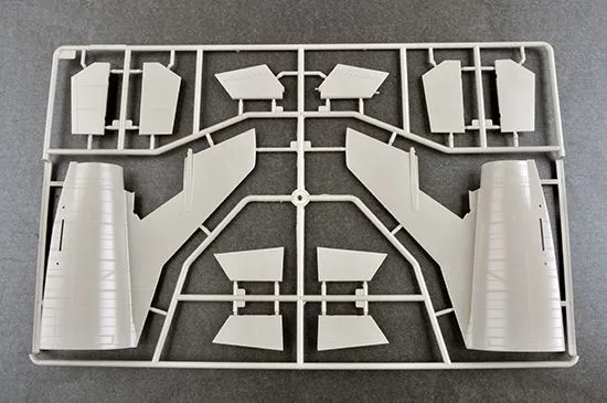 Trumpeter 1/32 North-American F-100C Super Sabre # 03221 9 Trumpeter 1/32 North-American F-100C Super Sabre # 03221 - Image 7