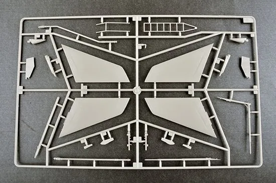 Trumpeter 1/32 North-American F-100C Super Sabre # 03221 11 Trumpeter 1/32 North-American F-100C Super Sabre # 03221 - Image 9