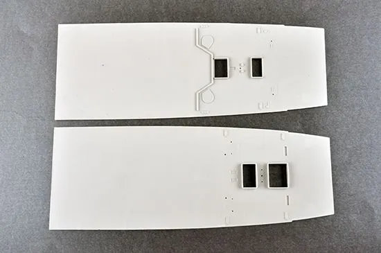 Trumpeter 1/200 R.M.S TITANIC W/ LED Light Set # 03719 33 Trumpeter 1/200 R.M.S TITANIC W/ LED Light Set # 03719 - Image 31