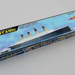 Trumpeter 1/200 R.M.S TITANIC W/ LED Light Set # 03719 67 Trumpeter 1/200 R.M.S TITANIC W/ LED Light Set # 03719 -Aircraft Kits Sales trm03713oro22