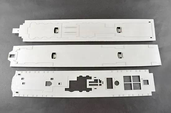 Trumpeter 1/200 R.M.S TITANIC W/ LED Light Set # 03719 30 Trumpeter 1/200 R.M.S TITANIC W/ LED Light Set # 03719 - Image 28