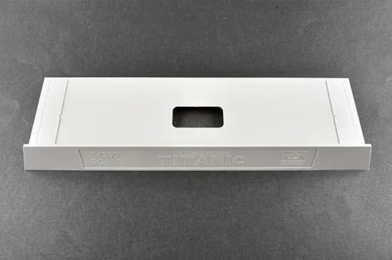 Trumpeter 1/200 R.M.S TITANIC W/ LED Light Set # 03719 32 Trumpeter 1/200 R.M.S TITANIC W/ LED Light Set # 03719 - Image 30