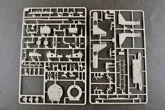 Trumpeter 1/35 Russian S-300V 9A85 SAM # 09521 16 Trumpeter 1/35 Russian S-300V 9A85 SAM # 09521 - Image 14
