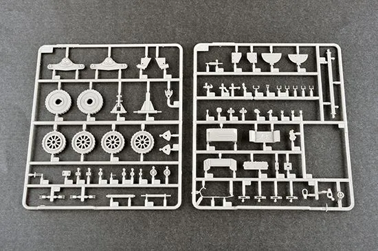 Trumpeter 1/35 Soviet BMR-3 Armoured Mine-Clearing Vehicle # 09552 13 Trumpeter 1/35 Soviet BMR-3 Armoured Mine-Clearing Vehicle # 09552 - Image 11