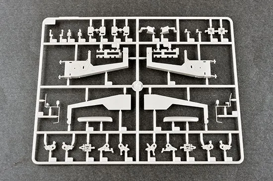 Trumpeter 1/35 Soviet BMR-3 Armoured Mine-Clearing Vehicle # 09552 9 Trumpeter 1/35 Soviet BMR-3 Armoured Mine-Clearing Vehicle # 09552 - Image 7