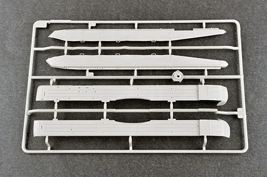 Trumpeter 1/35 Soviet BMR-3 Armoured Mine-Clearing Vehicle # 09552 12 Trumpeter 1/35 Soviet BMR-3 Armoured Mine-Clearing Vehicle # 09552 - Image 10