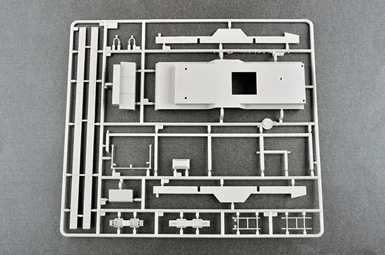 Trumpeter 1/35 Russian 9P78-1 TEL For 9K720 Iskander-M System (SS-26 Stone) # 01051 15 Trumpeter 1/35 Russian 9P78-1 TEL For 9K720 Iskander-M System (SS-26 Stone) # 01051 - Image 13