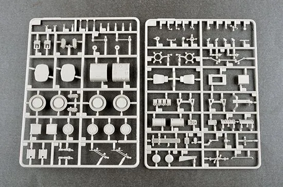 Trumpeter 1/35 Russian 9P78-1 TEL For 9K720 Iskander-M System (SS-26 Stone) # 01051 21 Trumpeter 1/35 Russian 9P78-1 TEL For 9K720 Iskander-M System (SS-26 Stone) # 01051 - Image 19