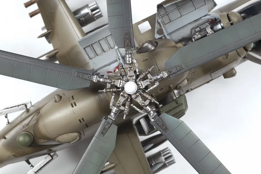 Zvezda 1/48 Mil Mi-24V/VP The Mi-24 (NATO Code “Hind") # 4823 3 Zvezda 1/48 Mil Mi-24V/VP The Mi-24 (NATO Code “Hind") # 4823